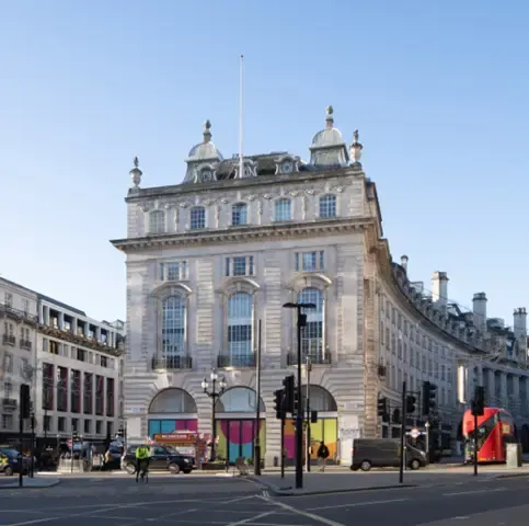 10 Piccadilly